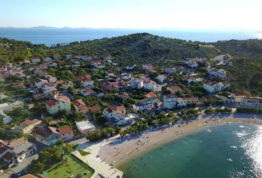 Beach Apartment Kate With Sea View, Balcony And Parking, Murter, Dalmatia Exterior photo